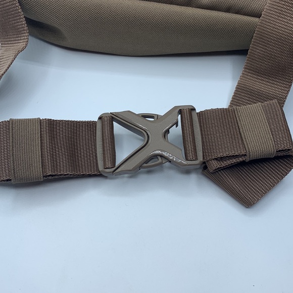 Red Head Real Tree Large Fanny Pack - Picture 8 of 13